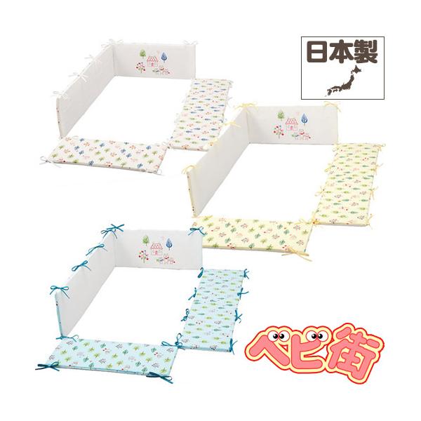 【送料無料】北海道・沖縄・離島は、別途送料がかかります。 詳しくは、「商品情報をもっと見る」内でご確認ください。♪森にお家があるかわいい親子クマのデザイン♪●寝台サイズ：70×120cmのレギュラーサイズのベッドガードパットです。●隙間風や...