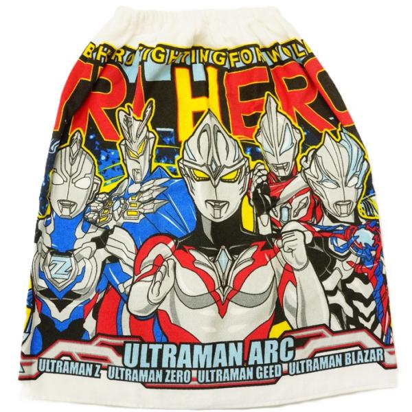 ★キャラクタースナップ付プールタオル　ゴムとスナップが付いているので、　ポンチョやスカートとしてお使い頂けます。★サイズ/たて60cm×よこ110cm★素材/綿100％★原産国/中国★発売元/株式会社バンダイ★製造元/株式会社ナストーコーポ...