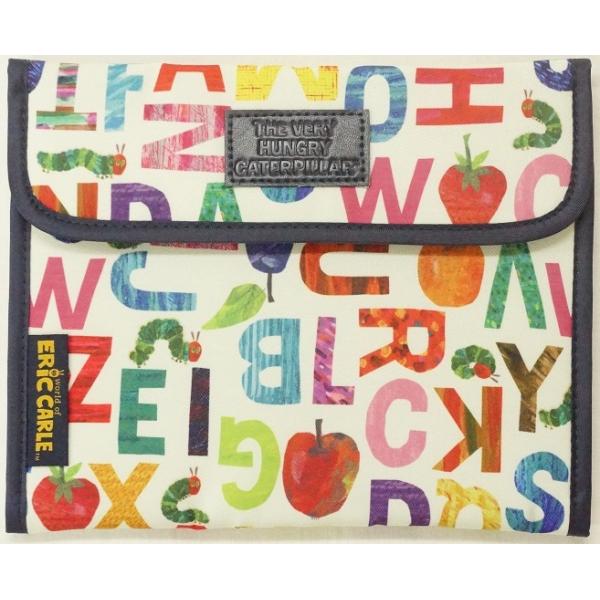 ★パパでもママでも持ちやすいデザインの母子手帳ケース★母子手帳やよく使う小物類がたっぷりコンパクトに収納できます★カード類・通帳・保険証診察券・メンバーズカード　ポイントカード・チケットケースなどライフスタイルに合わせて　すっきり収納でき、...