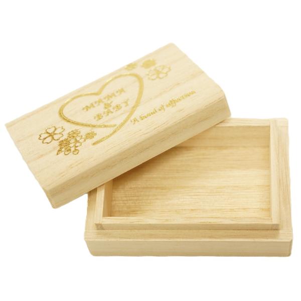 ★臍帯箱※さいたいばこ（へその緒入れ）★昔から「大切なものは桐の箱に入れておくと良い」と　言われたように桐は、虫が来ず、湿気を吸う為、　中のものが長持ちする特徴があります。★親子最初の絆である大切なへその緒、　また産毛を桐の臍帯箱に保管し　...