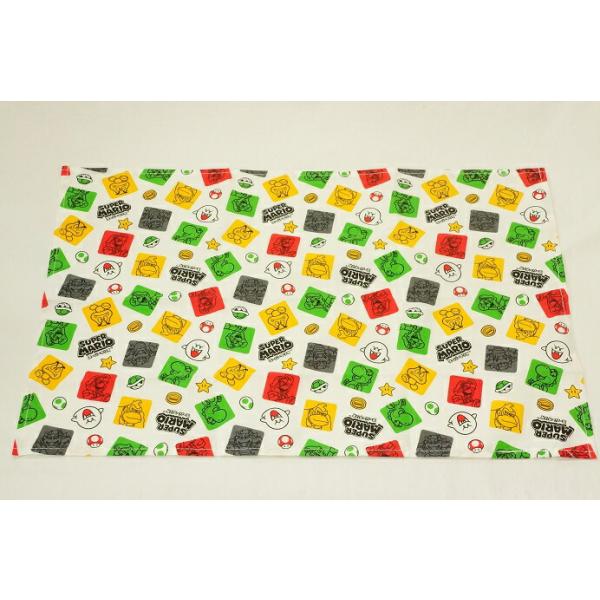 ★ランチタイムのお弁当箱敷きに★従来のスケーターランチクロス(KB4)よりも　厚手の素材です★デスクサイズにほぼ合う40X60cmサイズ★素材/綿１００％★製品サイズ/約40×60cm★中国製★製造元/スケーター株式会社【スーパーマリオ マ...