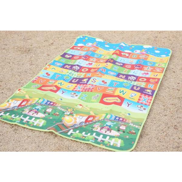 ★プレイマットにも遠足用レジャーシートにも、　室内でもお外でも大活躍！★フローリングの床面冷え対策にも。　裏面はアルミメッキ加工。　断冷・断熱のシートとしてもご使用できます。★赤ちゃんのはいはい時の手足の保護に。　床の汚れ、キズ防止に。★材...