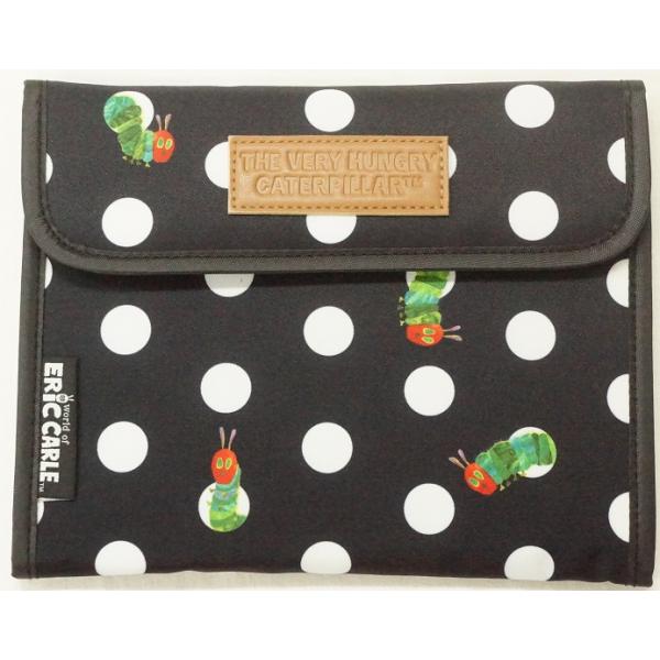 ★パパでもママでも持ちやすいデザインの母子手帳ケース★母子手帳やよく使う小物類がたっぷりコンパクトに収納できます★カード類・通帳・保険証診察券・メンバーズカード　ポイントカード・チケットケースなどライフスタイルに合わせて　すっきり収納でき、...