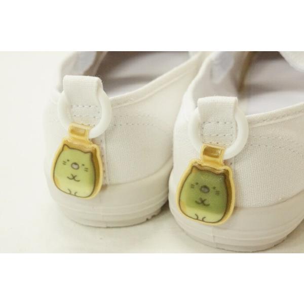 ★自分の靴がひとめでわかる　ライトに反射するリフレクター素材★靴や上履きバレーシューズなどの　かかとのループ部分に　リングを取り付けて使用します★裏面には名前も書くことができます★サイズ/リング部分含む全長約4.5cm★材質/非フタル酸塩ビ...