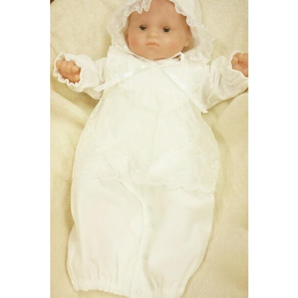 　〜*〜*〜*Ceremony dress*〜*〜*〜★ベビードレスとフード（帽子）2点セットです。★前面部分のみにレースをあしらった　オーガンジーとベビー服一体型です。★コンパクトパイル素材です。★股のホックの留め替えで、ドレスタイプと　...