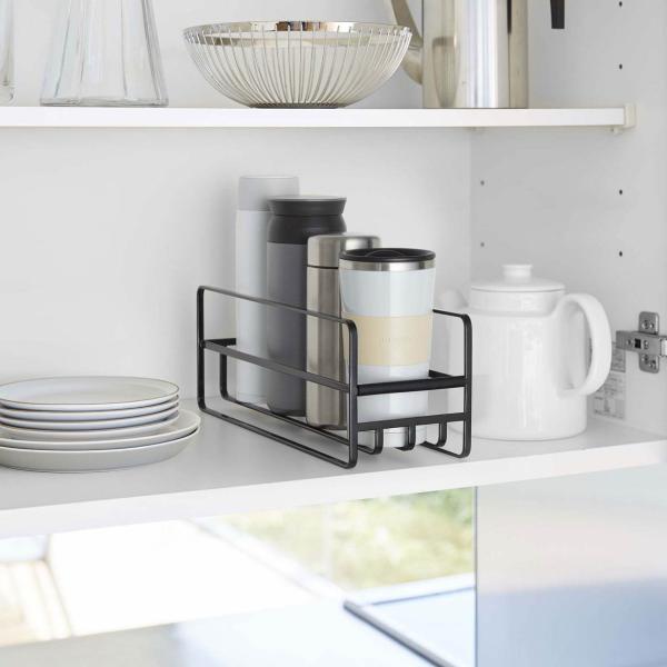 ・ブランド：YAMAZAKI（山崎実業）/日本・ジャンル：収納ラック・主な素材：スチール 粉体塗装（本体）/シリコーン（クッション）・生産国：中国・サイズ：約W110xD332xH120mm（本体）/約W95xD322xH105mm（内寸）...