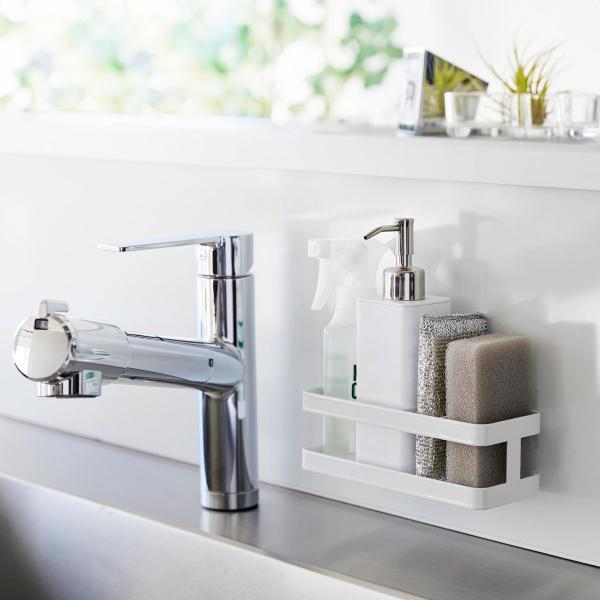 ・ブランド：YAMAZAKI（山崎実業）/日本・ジャンル：スポンジ＆ボトルラック・主な素材：スチール ユニクロメッキ 粉体塗装（本体）/シリコーン（クッション）/ポリカーボネート、PET、ポリウレタン（フィルムフック）・生産国：中国・サイズ...