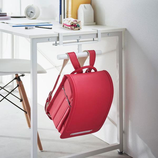 ・ブランド：YAMAZAKI（山崎実業）/日本・ジャンル：ランドセル収納ラック・主な素材：スチール 粉体塗装（本体）/ポリプロピレン（キャップ）・生産国：中国・サイズ：約W262xD74xH140mm・内寸サイズ：約W121xH49mm（バ...