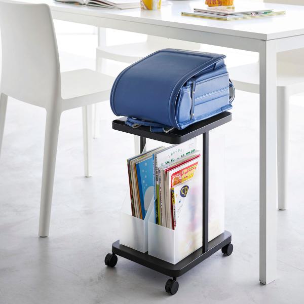 ・ブランド：YAMAZAKI（山崎実業）/日本・ジャンル：ランドセル収納・主な素材：スチール 粉体塗装（本体）/ナイロン（キャスター）・生産国：中国・サイズ：約W260XD320xH450mm（キャスター含む）・内寸サイズ：約W260xD2...