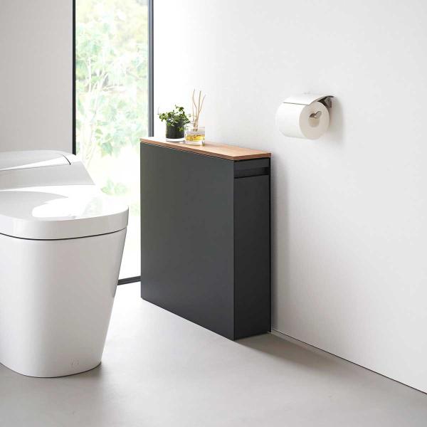 ・ブランド：YAMAZAKI（山崎実業）/日本・ジャンル：トイレ収納・主な素材：スチール 粉体塗装（本体、引き出し）/天然木化粧繊維板 ウレタン樹脂塗装（天板）/ポリプロピレン（キャスター、レール部）/シリコーン（クッション）・生産国：中国...