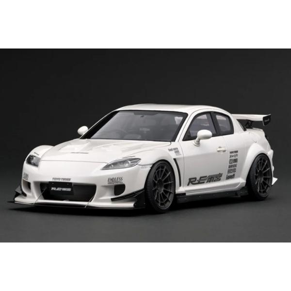 イグニッションモデル　1/18 rx-8 re雨宮 イグニッションモデル 1/18 マツダ RX-8 (SE3P) RE雨宮 ライト