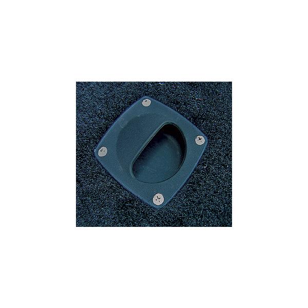 メーカー：attwood商品名：ハッチプル　品番19060■ボートストレージのハッチの取っ手。■アルミボート等の加工ハッチの取っ手としても使用可能■サイズ：7.5cm×7.5cm■ネジ穴：（芯間）5.5cm※取り付けネジ別途