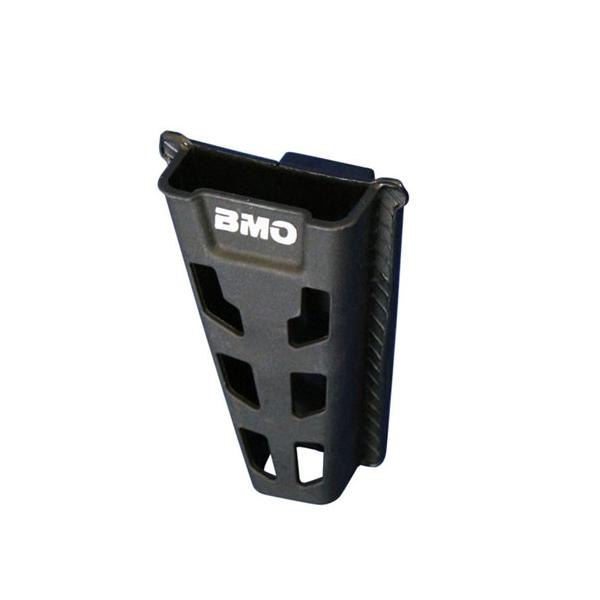 BMOジャパンつりピタ/プライヤーホルダー　20C0048◆カラー：黒◆材質：EVA◆サイズ：110/77/48mm★つりピタシリーズ対応プライヤーホルダーアタッチメント！差し込むだけで各種「つりピタシリーズ」のベースに取付可能です。ボート...