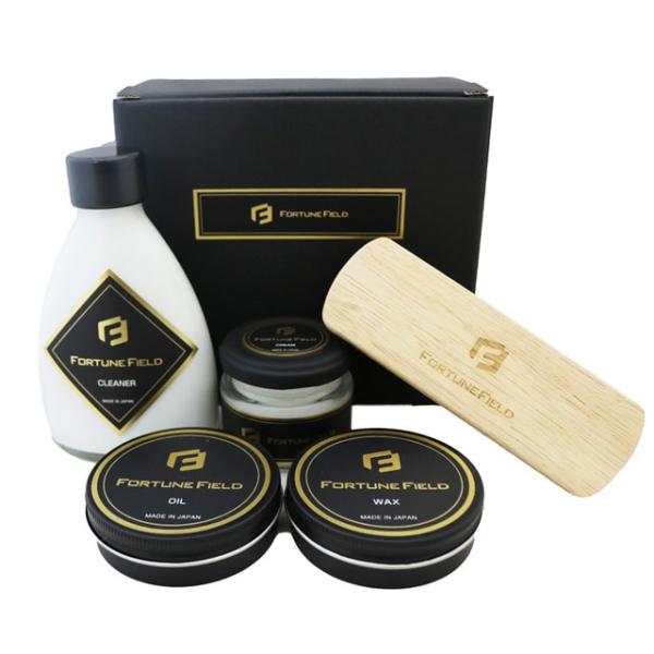特徴：FORTUNE FIELDのグラブケアセットです。ブラシ付きです。セットで買うと少しお得になっています。☆セット内容●CLEANER（汚れ落とし／FOFI-1）●CREAM（保湿クリーム／FOFI-3）●OIL（捕球面用オイル／FOF...