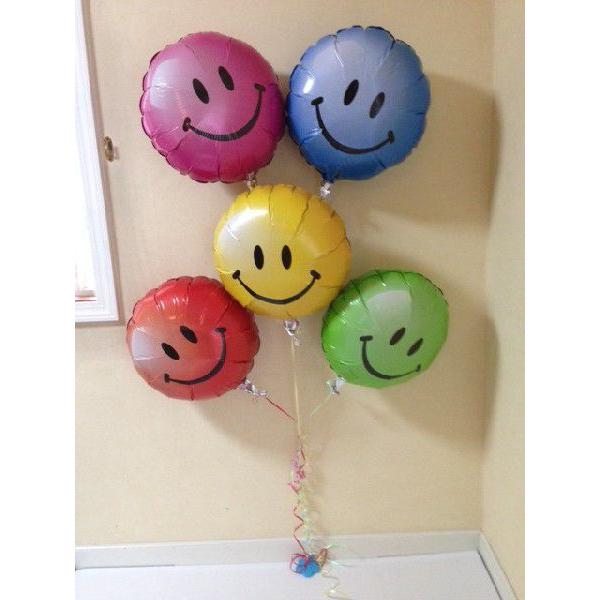 コングラッツ開店おめでとうバルーン電報　開店祝いにおすすめのバルーンギフトの電報です。メッセージカードをかわいいバルーンに添えて大きな箱で全国お届け致します！新しい人生の始まりの日。バルーンで花を添えてはいかがですか？