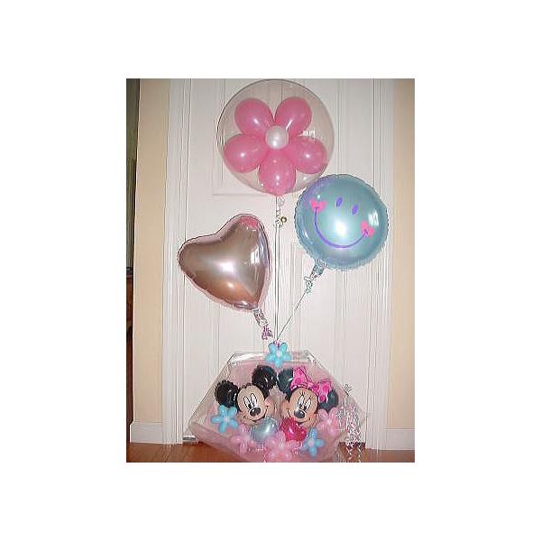 ディズニー　ミッキー＆ミニーバルーン電報　開店祝いにおすすめのバルーンギフトの電報です。メッセージカードをかわいいバルーンに添えて大きな箱で全国お届け致します！新しい人生の始まりの日。バルーンで花を添えてはいかがですか？