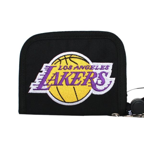 ■NBAチームロゴとロゴマンを刺繍したネックストラップ付の横型ウォレット■サイズ：W13xH10xD9cm