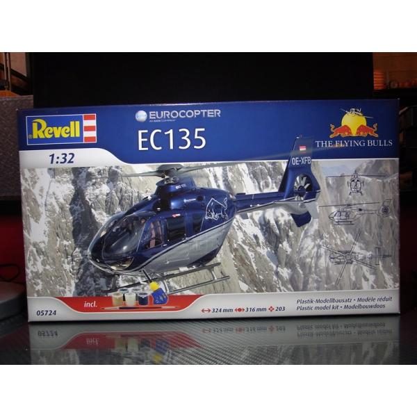 【激レア】 ドイツ　レベル　1/32 EC135 ヘリコプター　プラモデル 激レア】 ドイツ レベル 1/32 EC135 ヘリコプター プラモデル