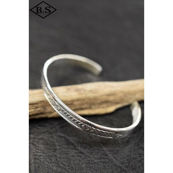 Indian Jewelry ブルースモーガン　　　シルバーバングル　　③ Indian Jewelry FUNNY公式ストア ナバホ族 ブルース・モーガン