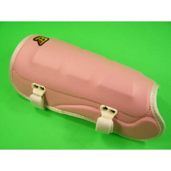 [Release date: June 18, 2025]バッターズ・アクセサリーならベルガード！ヒザ下から足首上までの自打球をガードします。右打者用、左打者用をご選択ください。日本プロ野球選手はもちろん、メジャーリーガー、世界各国のプロ選...