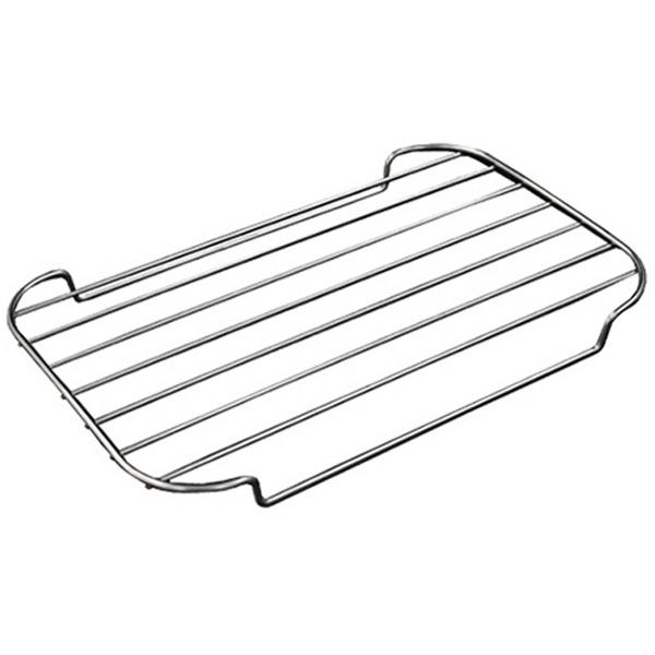 【特価品／返品・交換不可】≪Trangia≫ラージメスティンを蒸し器として使用するためのトレイです。メスティン本体は、携行性を考え薄いアルミを使用しています。このメッシュトレイを燻製に使用したり、水気の少ない状態で調理したりするとメスティン...