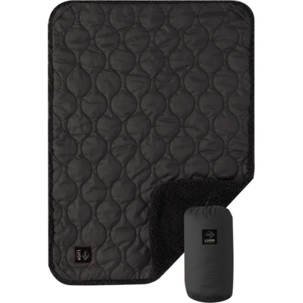 ≪LUGH≫暖かさの秘密は独自の5層構造魔法瓶から着想した独自の5層構造サーマルインナーで汗を吸収し、水分を熱に変えて発熱。コールドシールドで冷気を遮断して、中の熱を反射させて温度を保つ。気温が零下になる過酷なアウトドアでの使用を想定したハ...