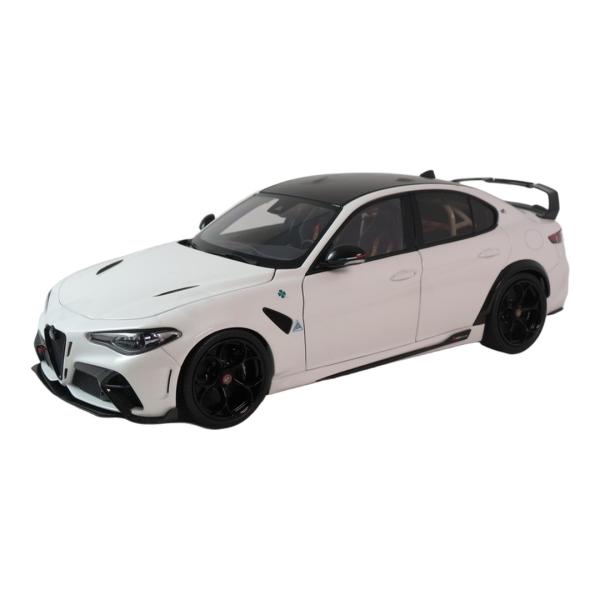 Alfa Romeoアルファロメオ Giuliaジュリア GTAM ホワイト / MOTORHELIX