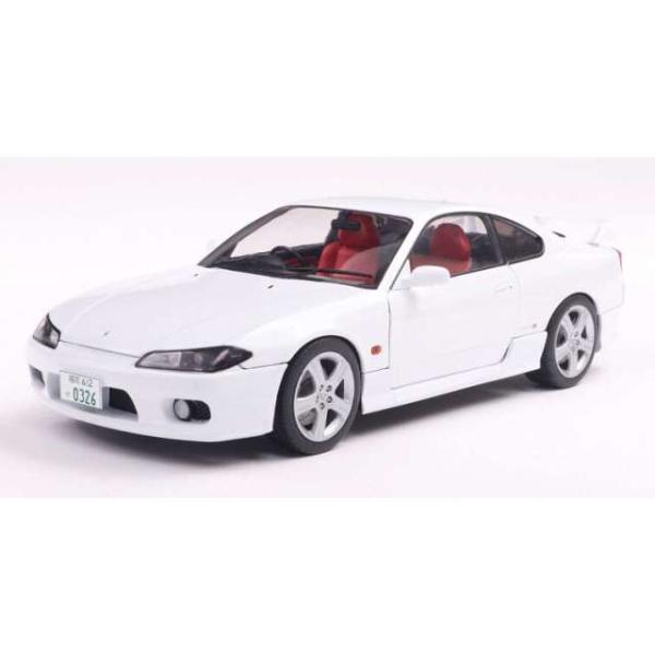 ソリド 1/18 日産 シルビア S15 SPEC-R 1999 ホワイト 1/18 Solido 1999 Nissan Silvia S15 Spec-R Aero Aspen White