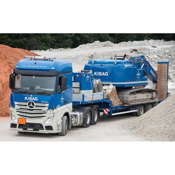 予約】4-6月以降発売予定Kibag メルセデスベンツアクトロス Big Space