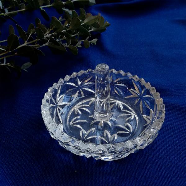 未使用バカラ Baccarat❤️リングホルダー アクセサリー トレイ 小物入れ プレスドガラス リングホルダー アクセサリートレイ イギリス