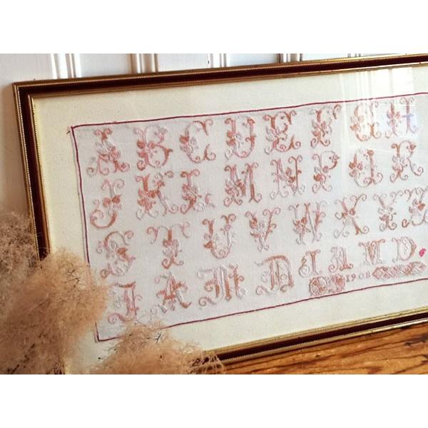 花文字のクロスステッチ 刺繍サンプラー 1908年 フランスアンティーク