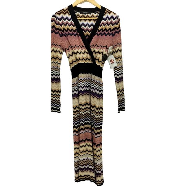 USED古着(ユーズドフルギ) {{CORCOVADO}} コルコバード 総柄 Vネック ニットワンピース レディース  M【中古】【ブランド古着バズストア】 USED古着(ユーズドフルギ) {{CORCOVADO}} コルコバード 総柄 Vネック