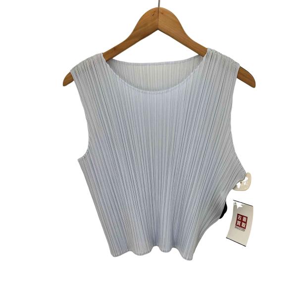 美品❢プリーツプリーズ　キャミソール　ノースリーブ　イッセイミヤケ PLEATS PLEASE ISSEY MIYAKE MIYAKE(プリーツプリーズイッセイ