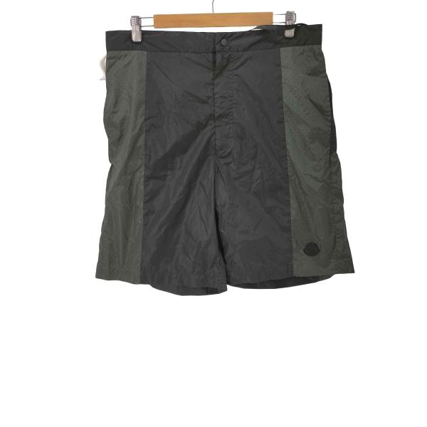 MONCLER(モンクレール) BORN TO PROJECT PANTALONE BERMUDA パンタロン バミューダ メンズ  48【中古】【ブランド古着バズストア】 MONCLER（モンクレール） BORN TO PROJECT PANTALONE BERMUDA パンタ