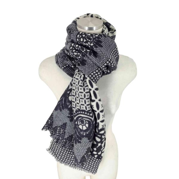 USED古着(ユーズドフルギ) {{YARNZ}} カシミヤ100 総柄大判ストール