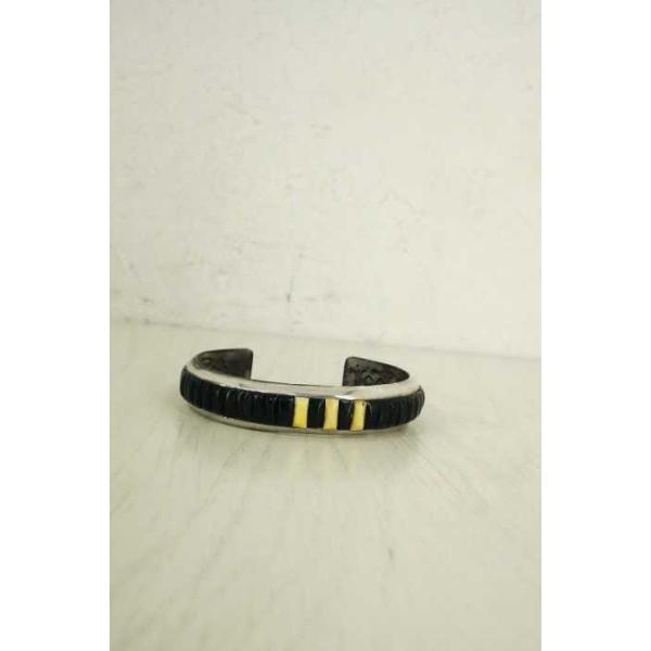 レイ アダカイ Ray Adakai Navajo 世界の人気ブランド ナバホ スタンプワークバングル メンズ 0630 ブランド古着バズストア 中古