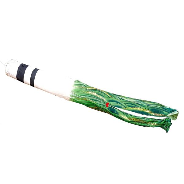 追加や替用の吹流し単品です。追加でご使用の場合はお持ちの鯉のぼりの吹流しと同じサイズをお選びいただくことをお勧め致します。追加の際は吹流しと黒鯉の間に追加してお使いください。名前や家紋を入れたい場合は選択肢からご希望のものをお選びのうえ記入...