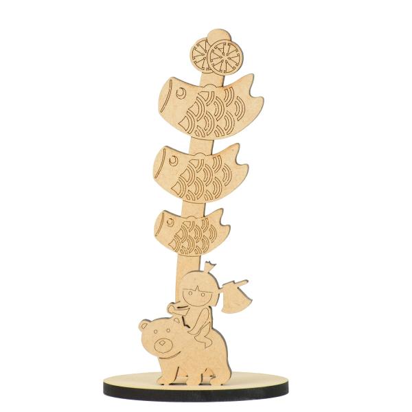 本製品は木製合板の為、色鉛筆や水性ペンでの塗装が可能です。お好みで作ってね。■サイズ：高さ16.5cm×幅8.5cm×奥行き7cm※全てが1点もののため、木目の出方や焼き色の濃淡などが微妙に異なりますので予めご了承ください。