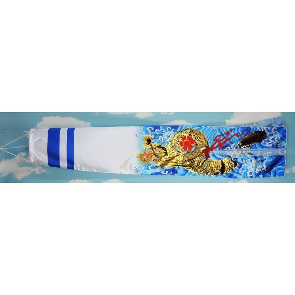 追加や替用の吹流し単品です。追加でご使用の場合はお持ちの鯉のぼりの吹流しと同じサイズをお選びいただくことをお勧め致します。追加の際は吹流しと黒鯉の間に追加してお使いください。名前や家紋を入れたい場合は選択肢からご希望のものをお選びのうえ記入...