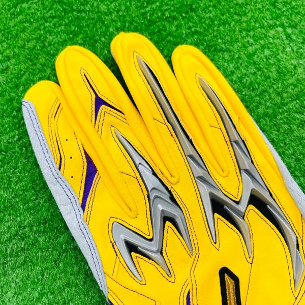 ミズノグローブ バッティング手袋 森下翔太グローブ2024 桐敷拓馬選手 森下翔太選手 山本祐大選手 山 福也選手 田宮裕涼選手 佐藤都志也選手と ミズノブランドアンバサダー契約を締結 ミズノ 株式会社のプレスリリース