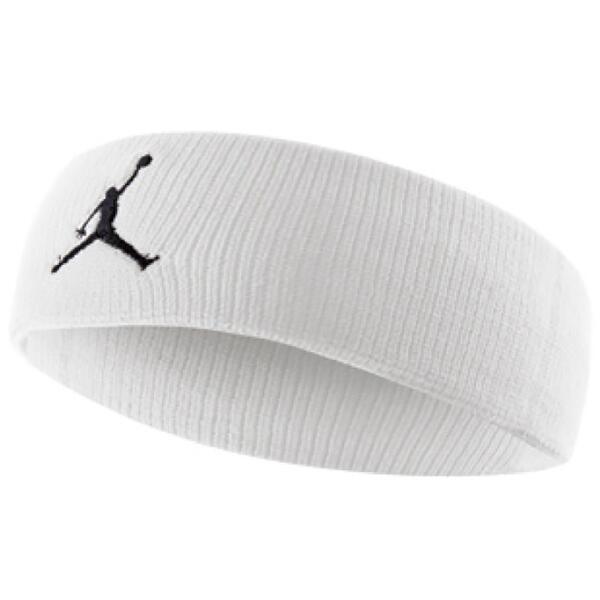 【ジョーダン ジャンプマン ヘッドバンド】DRI-FIT素材がさらりと快適な状態をキープ。●カラー:(101)ホワイト/ブラック●サイズ:フリー●素材:96% ナイロン・4% ゴム●サイズ:長さ17.2cm×横5.8cm×縦1.3cm●生産...