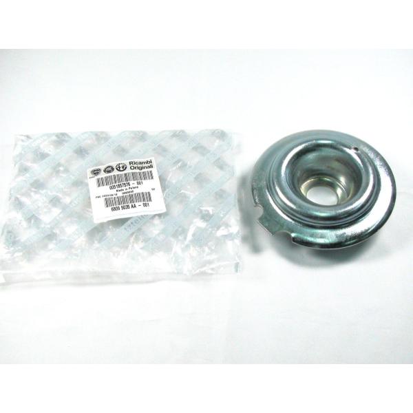 m*照様 シュピーゲルフロントストラットマウント 新品 FIAT（フィアット） 純正 フロント ストラットプレート 51857576 FIAT