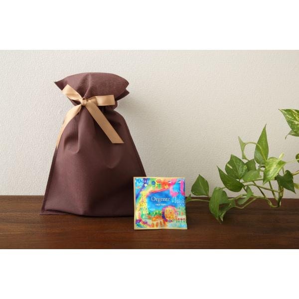 【　ギフト袋にプレーン８袋入り　】Orgenteパフ・プレーンが　８袋　入ったセットです。＜特長＞国産のお米と有機野菜で作った砂糖や塩の入っていないシンプルなスナック菓子です。＜無農薬＞お米は化学農薬を使わず大切に育てられた「高知県産のコシ...