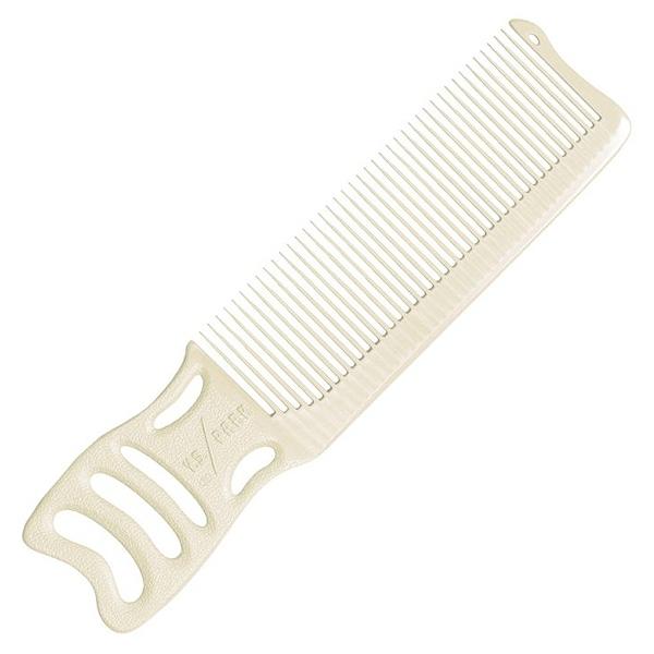 ベーシックな硬さ。鬼荒歯直刃手付。薄型＆幅広のBARBER STYLE COMB。シルエット・面出し最速刈り上げコーム。最薄部分 厚み2.0mmサイズ : 185mm キーワード[ ヘアケア:理容用品:ヘアコーム ] 商品名[ ワイ.エス....