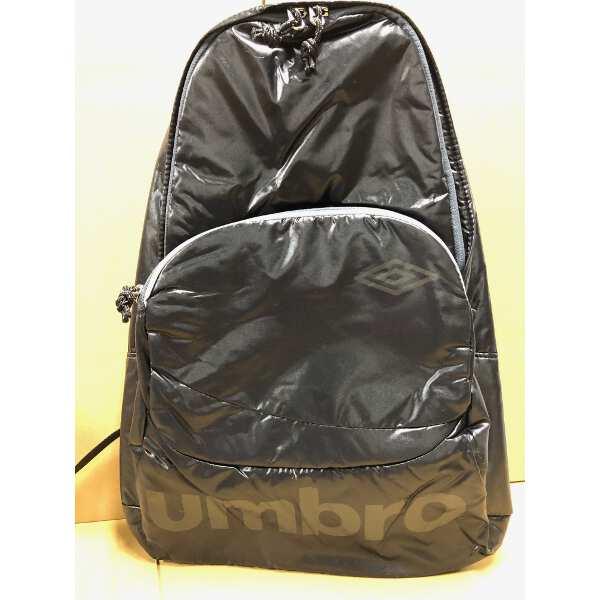 umbro（アンブロ） 【在庫限り】 デイバッグ バックパック ブラック 33 