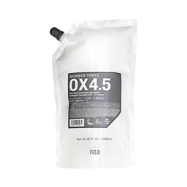 ■商品名：ナンバースリー OX4.5 1200ml■内容量：1200ml■商品説明：染めるから輝かせるへ。ビーガン認証・ハラル認証・ピータ認証取得ヘアカラーオキシシリーズ。操作性を向上させる2剤です。【OX6.0】明度を明るくしたいときに最...