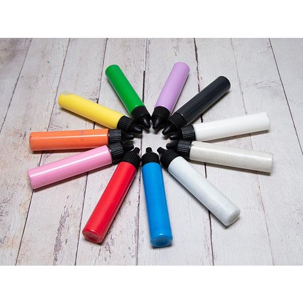 キャンドルの表面に簡単に文字やイラストを描くことが出来ます。誕生日やウェディングなどキャンドルに文字を入れたい時、便利なアイテムです。 ●キャップを開けて、本体を押すとインクが出ます。速乾性ではありませんので描いた後は8時間ほどしっかり乾燥...