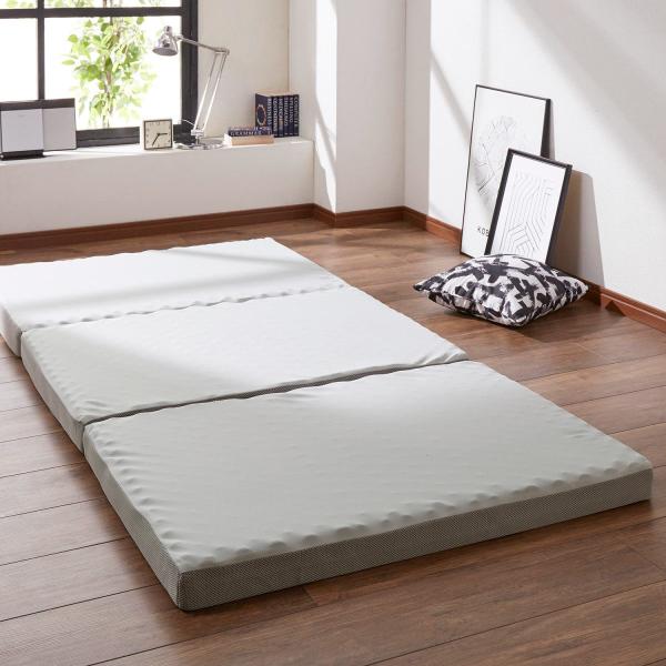 ʋCɗDꂽJo[􂦂R܂}bgX