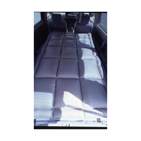 車中泊 キャンプの必需品 人型寝袋 レジャー フルフラットマット 大型車用 フルフラットマット 大型車用 日本製 アウトドア キャンプ 登山 釣り 便利一番 弾力性のある厚手マット スノボ 予約販売 本の