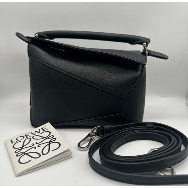 Puzzle（LOEWE） LOEWE PUZZLE MINI レザー ショルダーバッグ